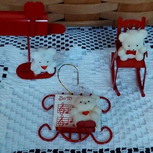 Set of 3 Vintage Avon Valentine Decor